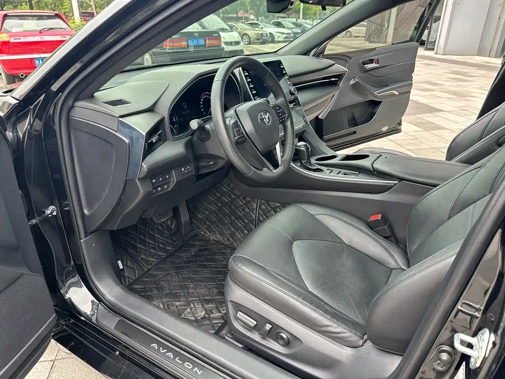 Toyota Avalon — миниатюра 9