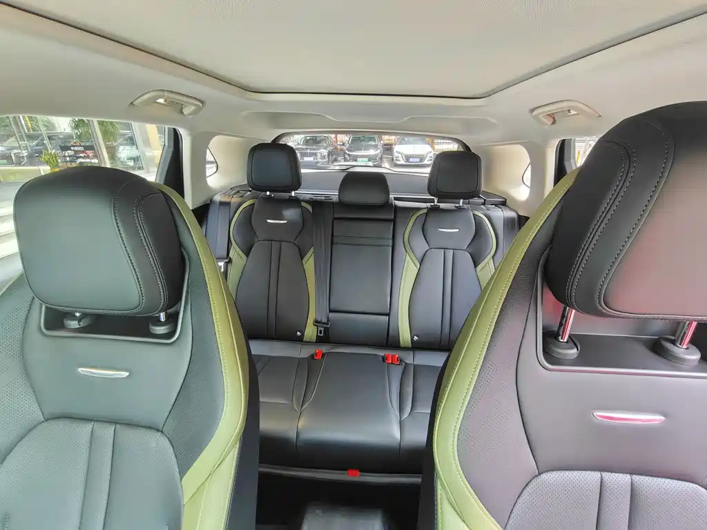 Hongqi Hongqi HS3 — миниатюра 29
