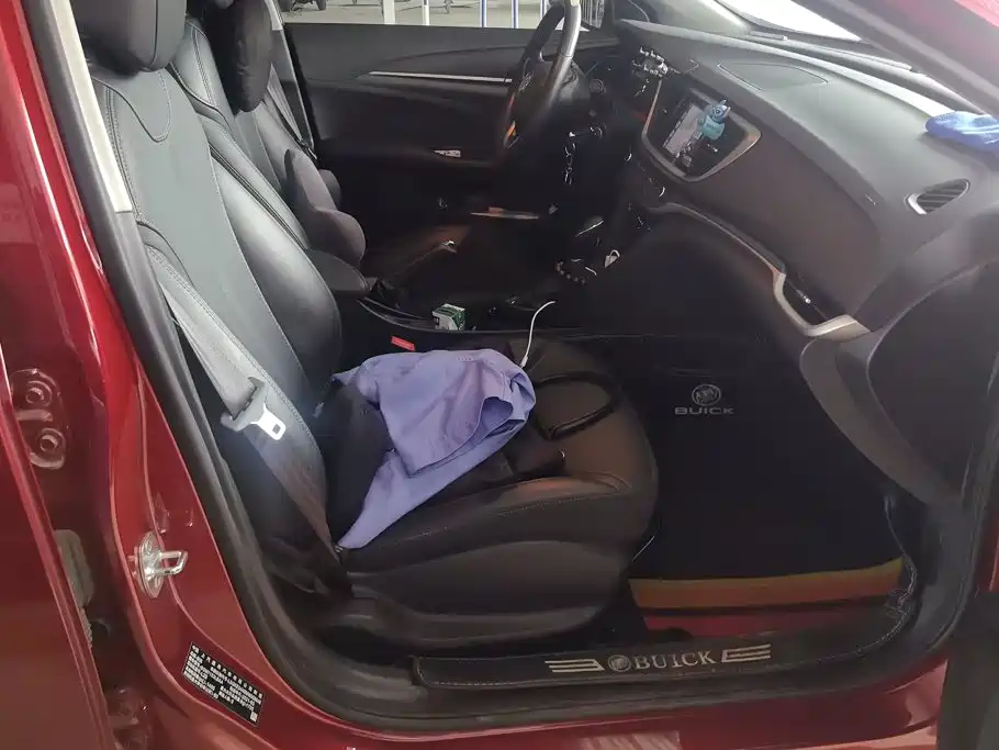 Buick Excelle — миниатюра 8