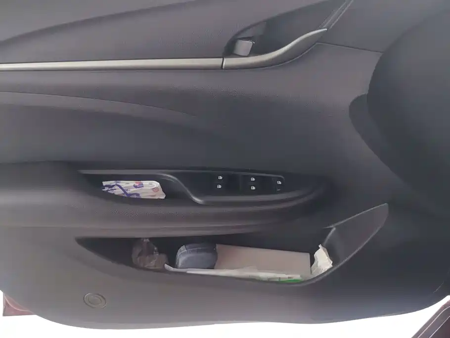 Buick Excelle — миниатюра 7