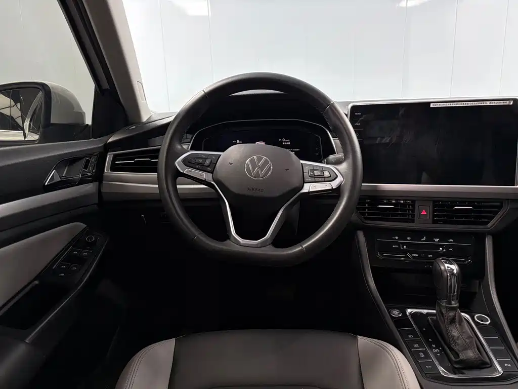 Volkswagen Bora — миниатюра 7