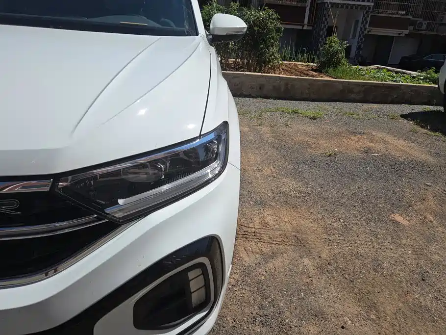 Volkswagen T-Roc — миниатюра 5