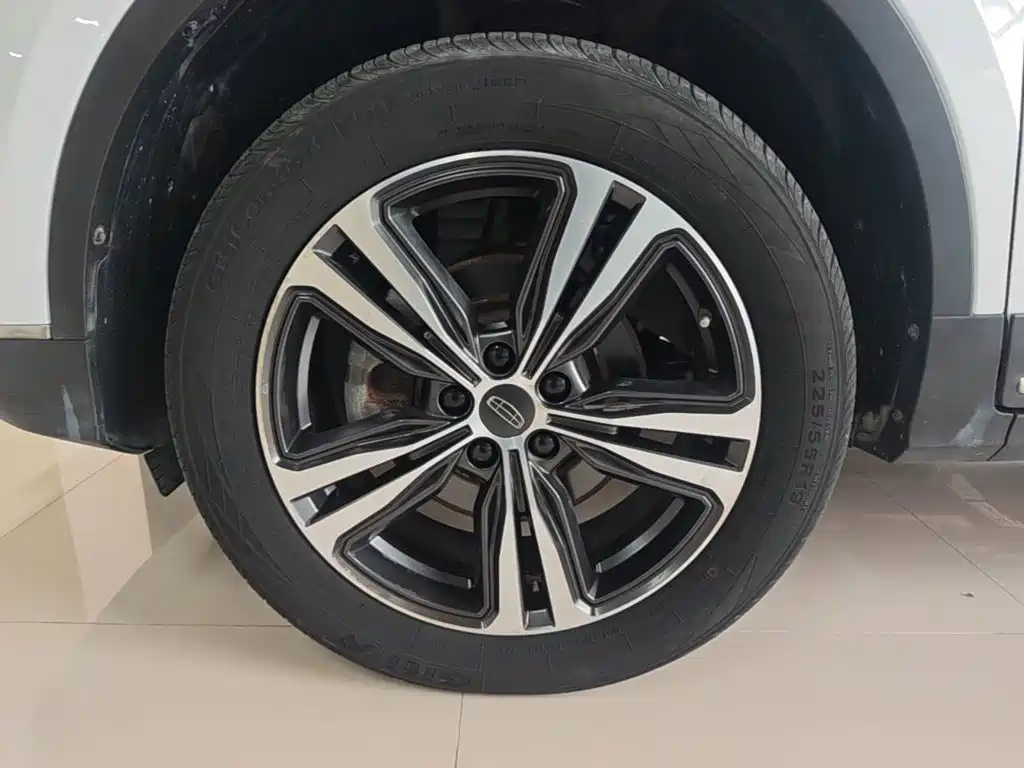 Geely Boyue — миниатюра 23