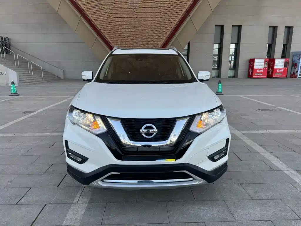 NISSAN QIJUN