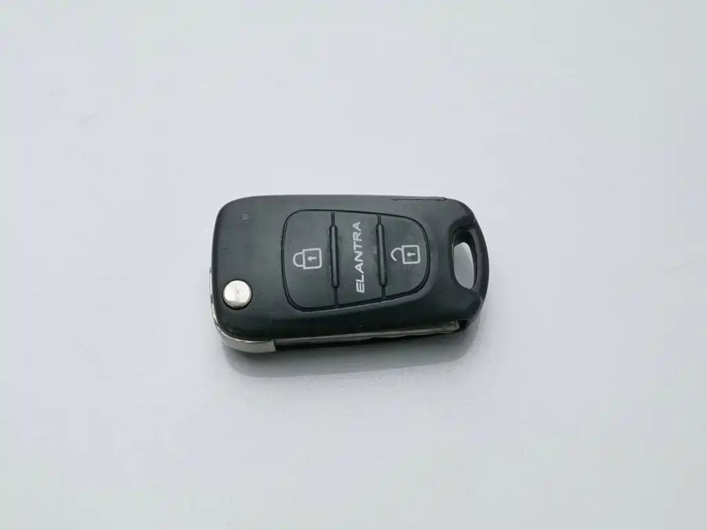 Hyundai Elantra — миниатюра 19