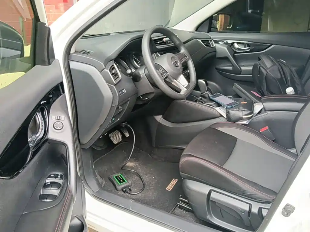 Nissan Qashqai — миниатюра 16