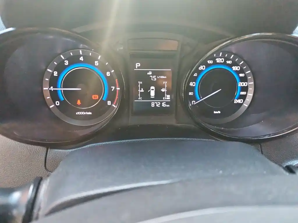 Changan CS15 — миниатюра 5