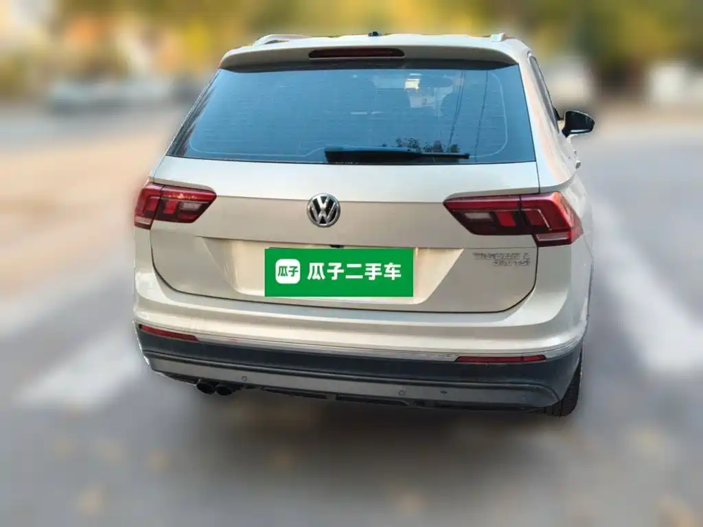Volkswagen Tiguan L — миниатюра 5