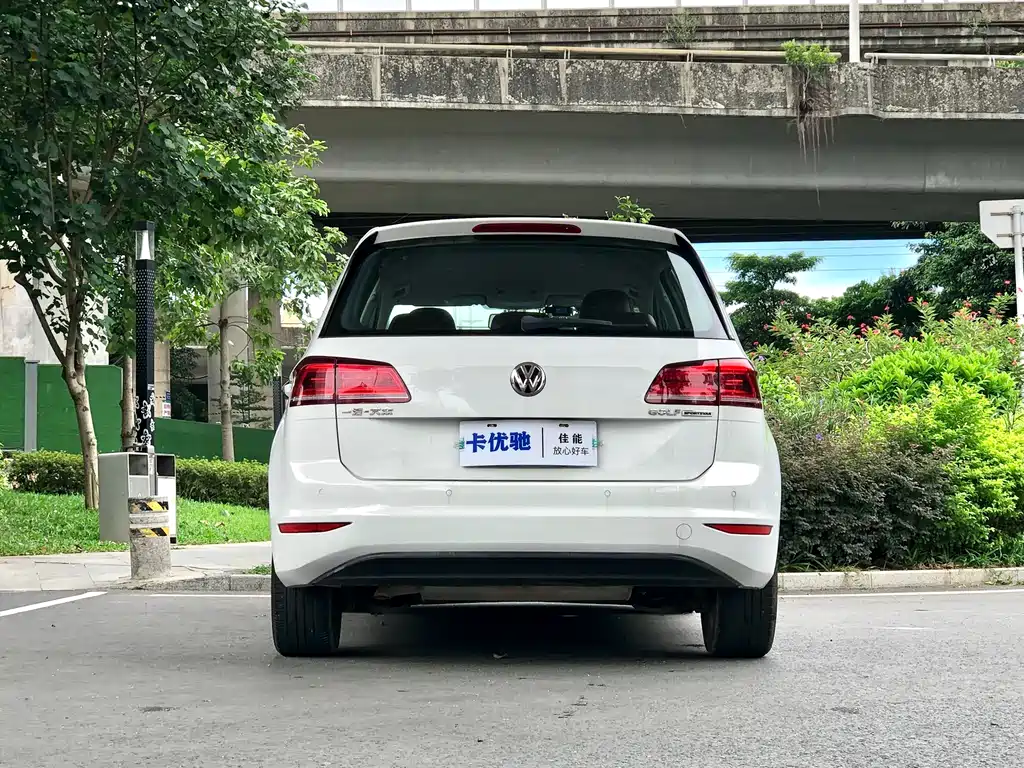 VOLKSWAGEN GOLF*JIAYU