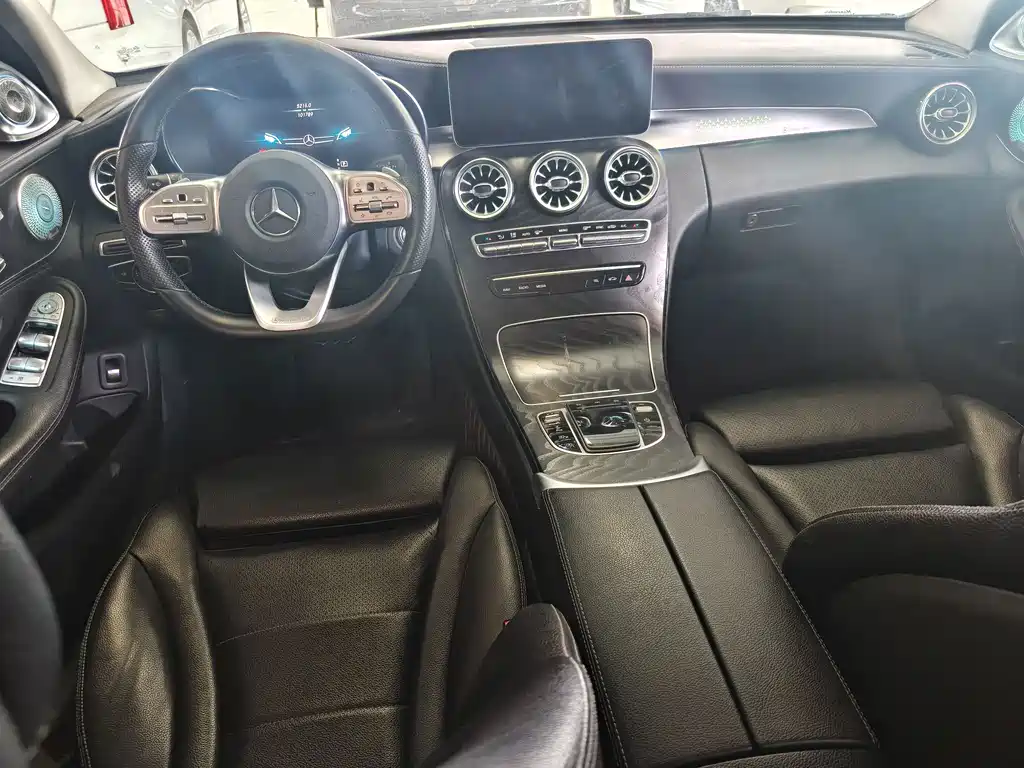 Mercedes-Benz C-Class — миниатюра 8