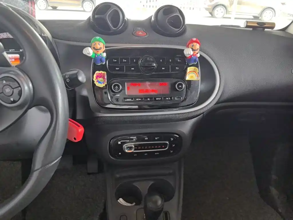 smart Smart Fortwo — миниатюра 13