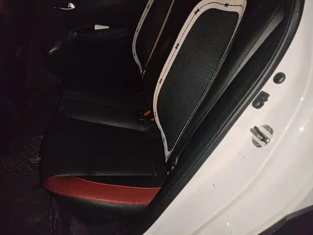 Kia KX Cross — миниатюра 13