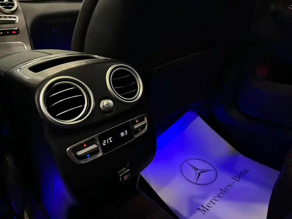 Mercedes-Benz GLC — миниатюра 16