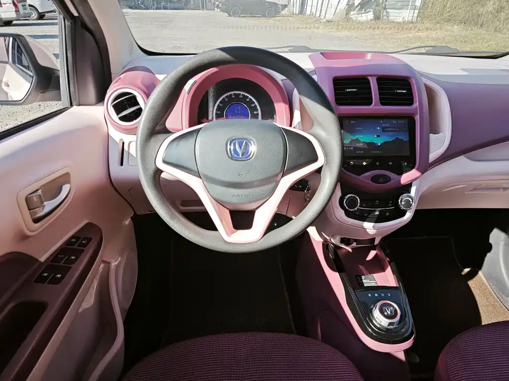 Changan Benben E-Star — миниатюра 9