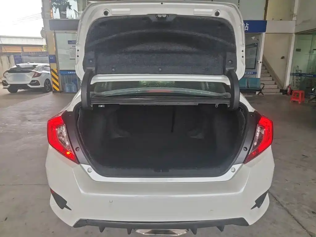 Honda Civic — миниатюра 19