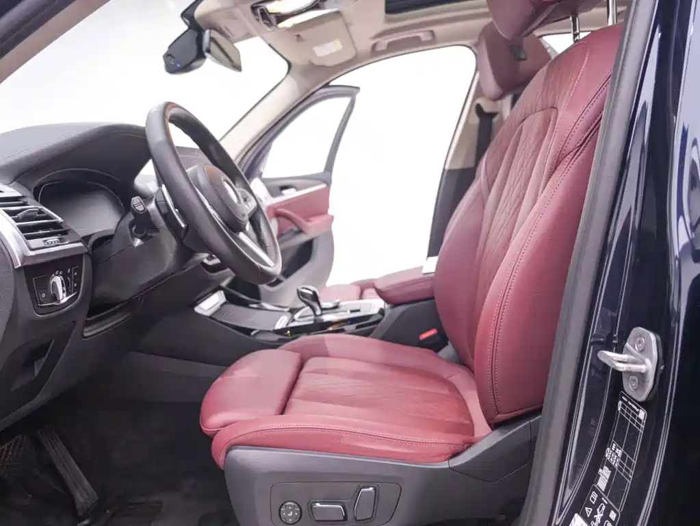 BMW X3 — миниатюра 21