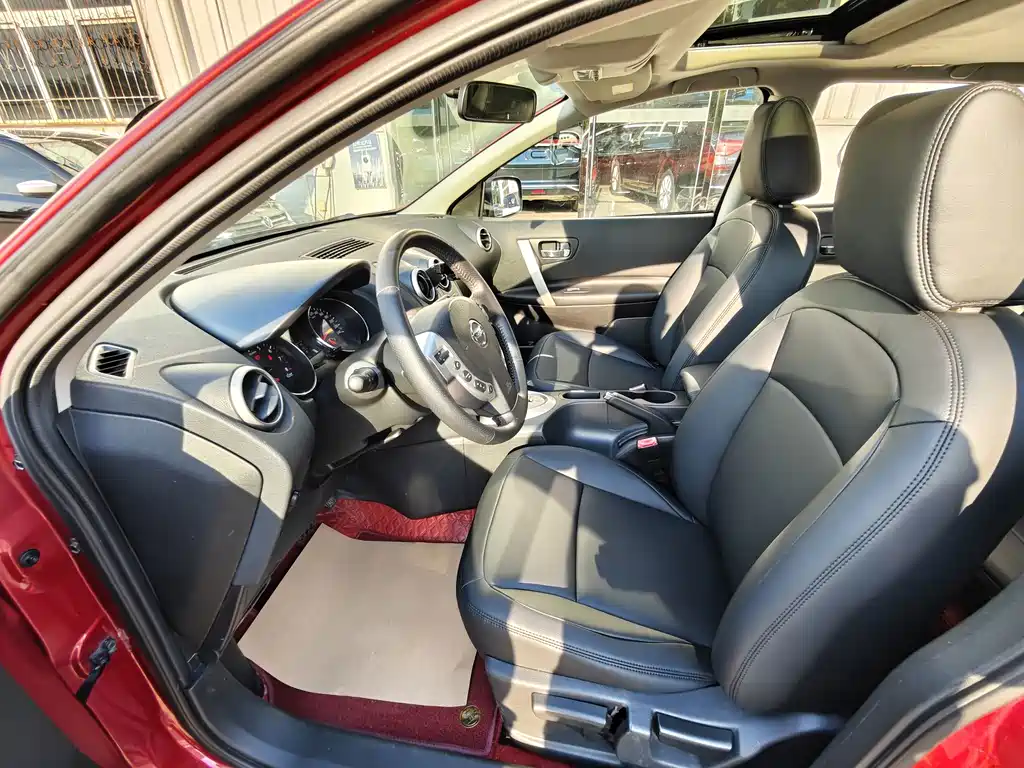 Nissan Qashqai — миниатюра 7