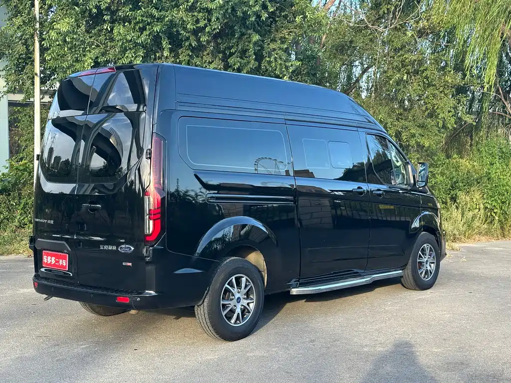 Ford Transit — миниатюра 14