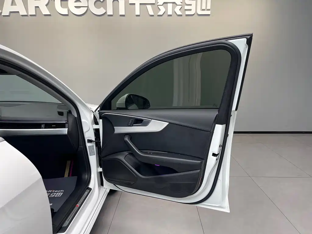 Audi A4L — миниатюра 14