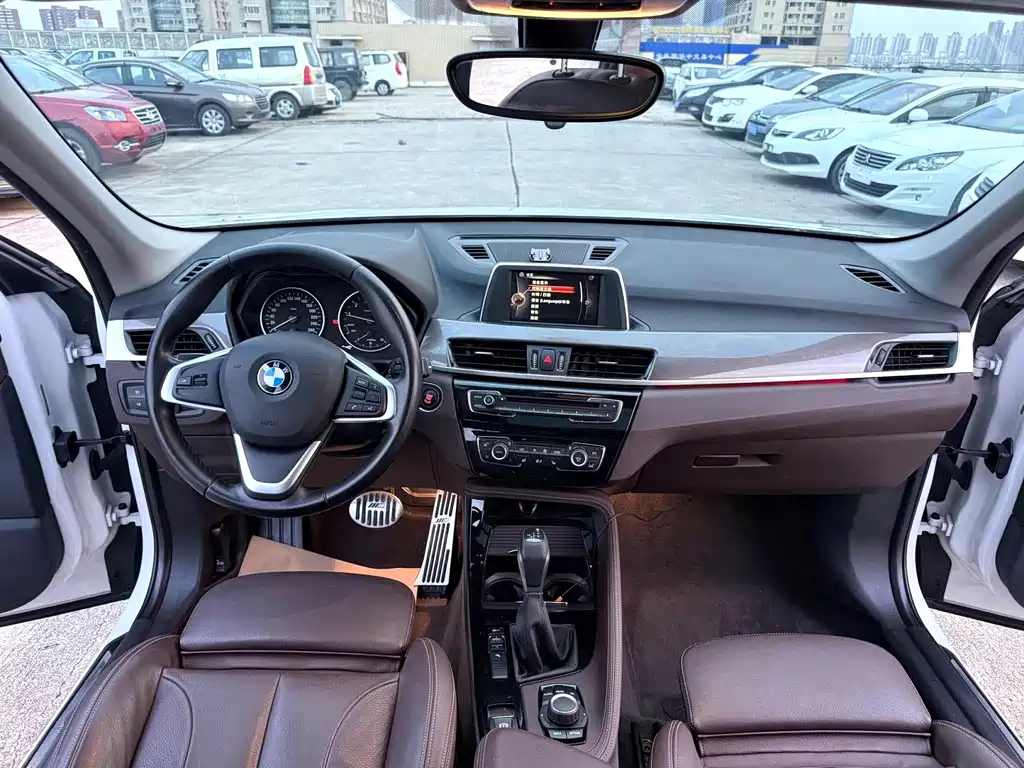 BMW X1 — миниатюра 5