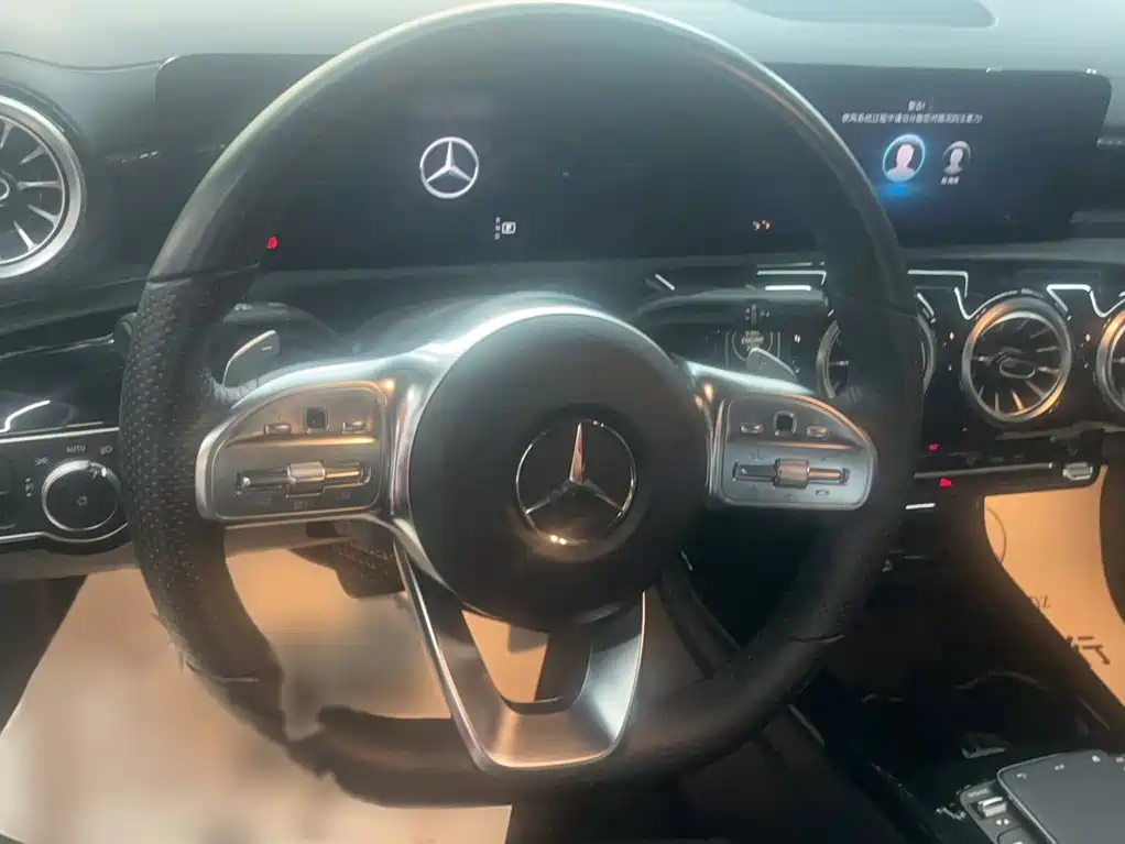 Mercedes-Benz A-Class — миниатюра 6