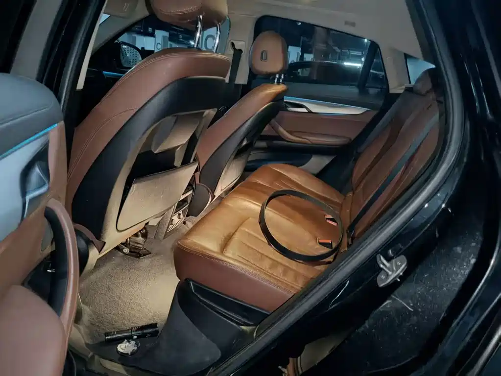 BMW X6 — миниатюра 3
