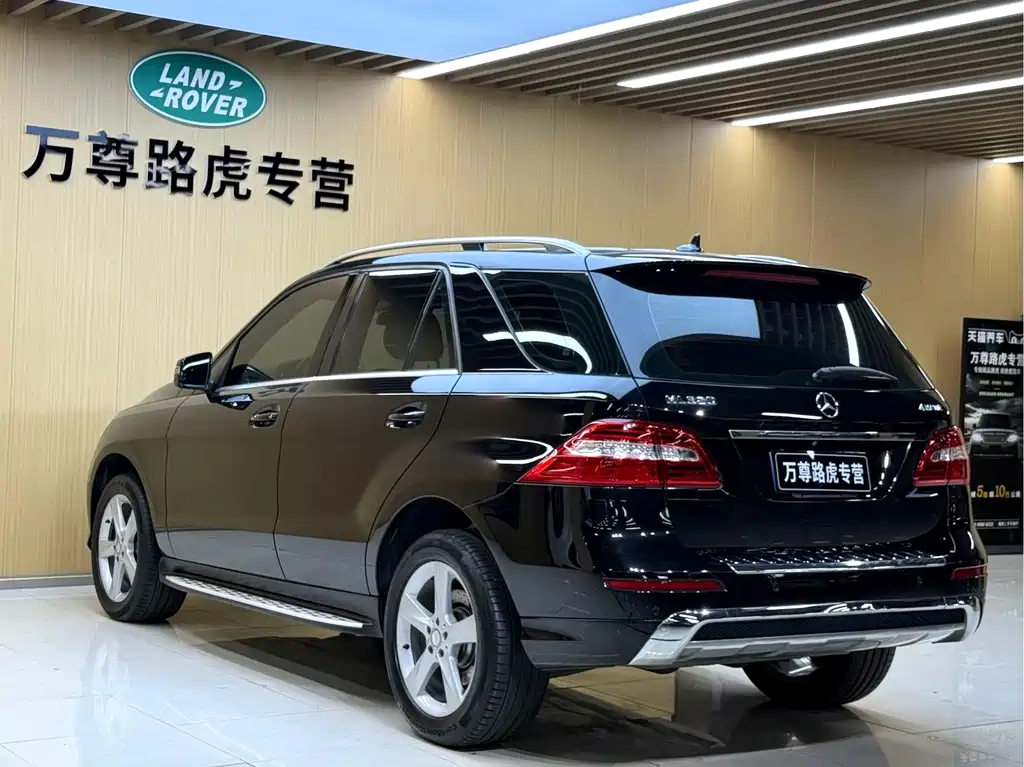 Mercedes-Benz M-Class — миниатюра 17