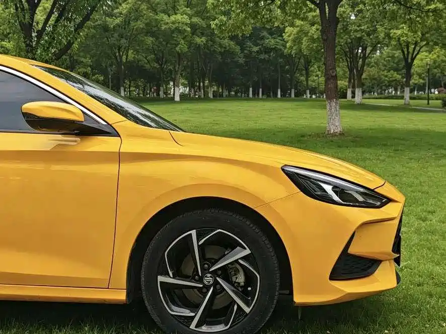 MG MG5 — миниатюра 5