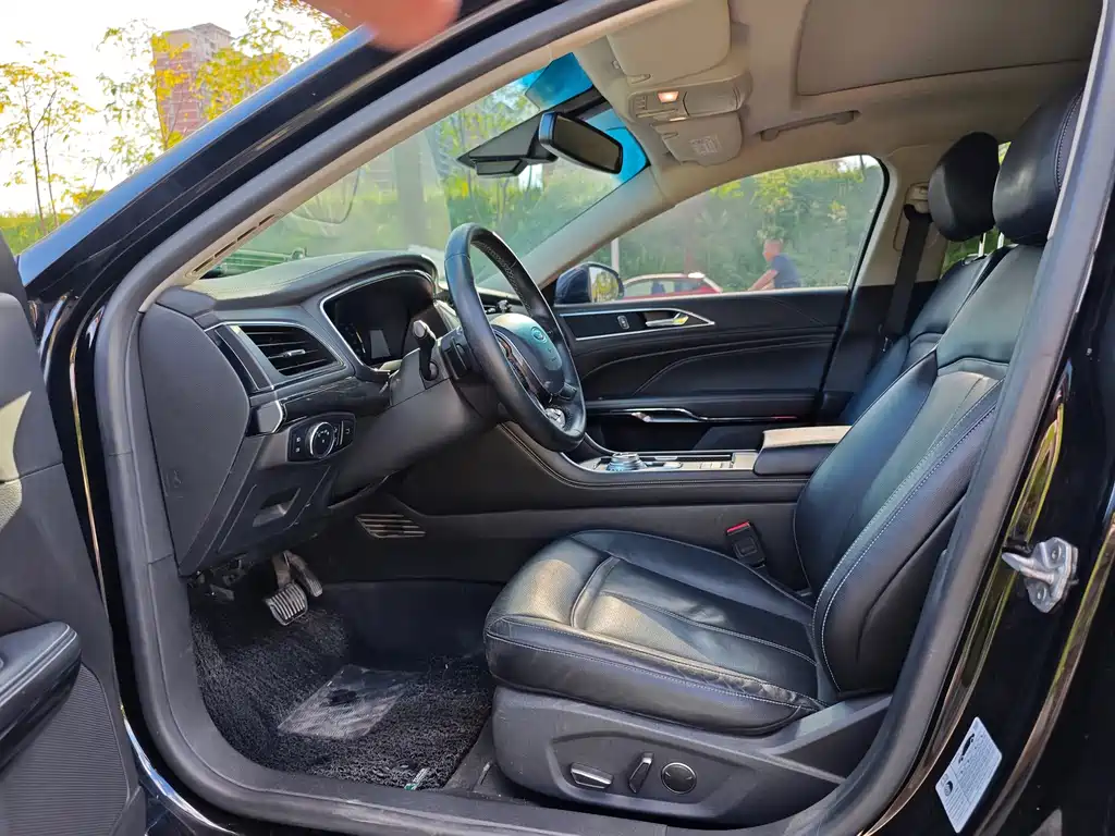 Ford Taurus — миниатюра 18