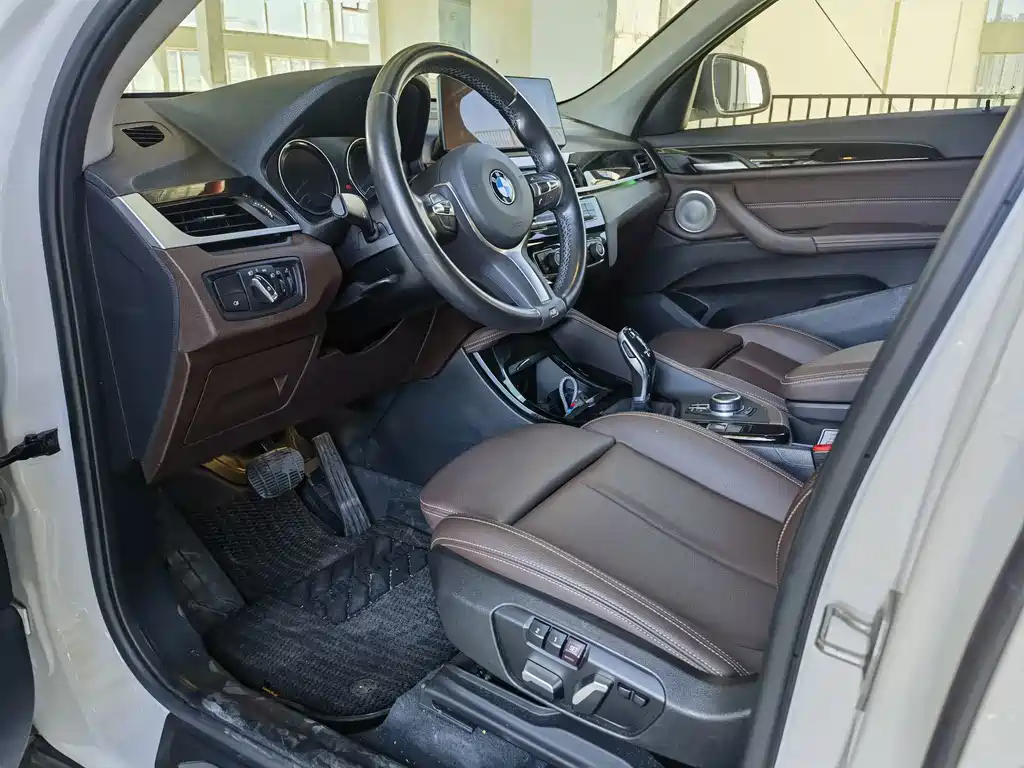 BMW X1 — миниатюра 9