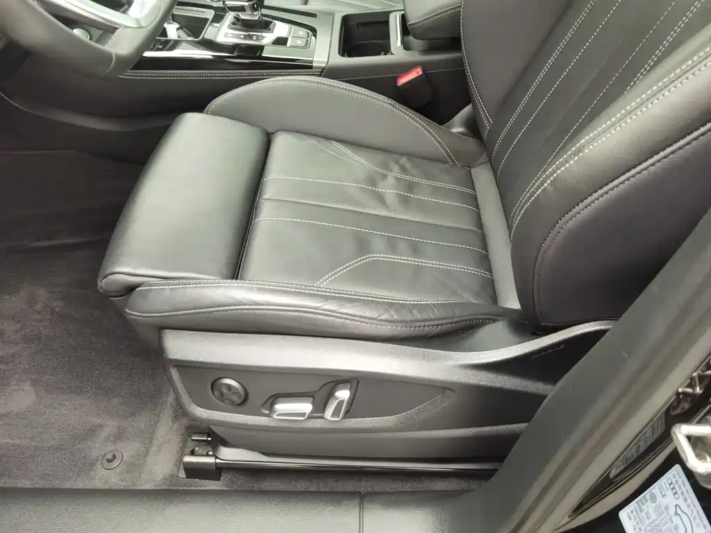 Audi Q5L — миниатюра 20