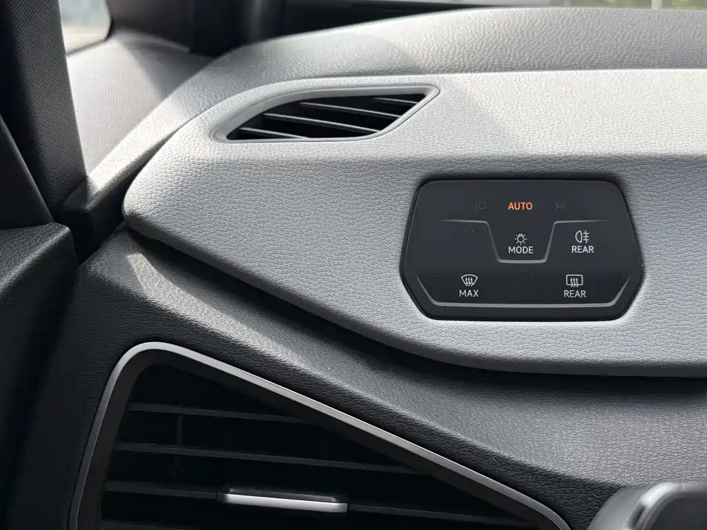 Volkswagen ID.3 — миниатюра 15