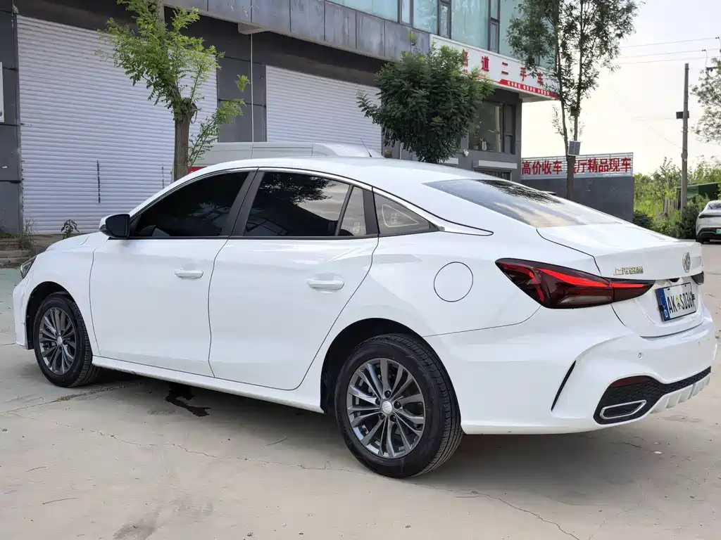 MG MG5 — миниатюра 7
