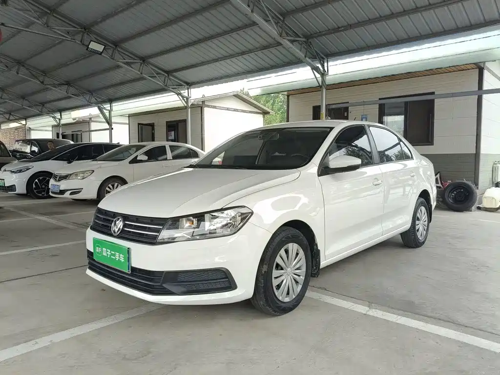 Volkswagen Santana — миниатюра 2