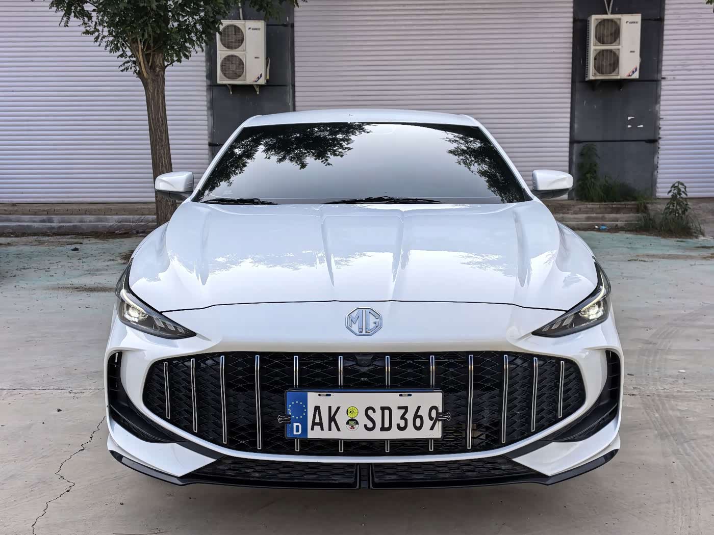 MG MG5 1.5 л 2025 г. Белый, пробег 38000 км