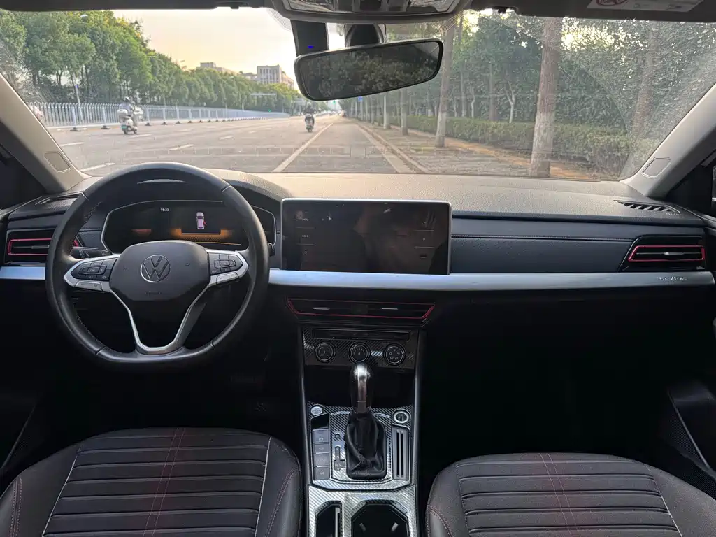Volkswagen Lavida — миниатюра 7