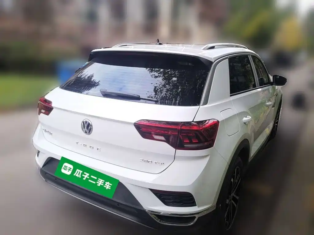 Volkswagen T-Roc — миниатюра 4