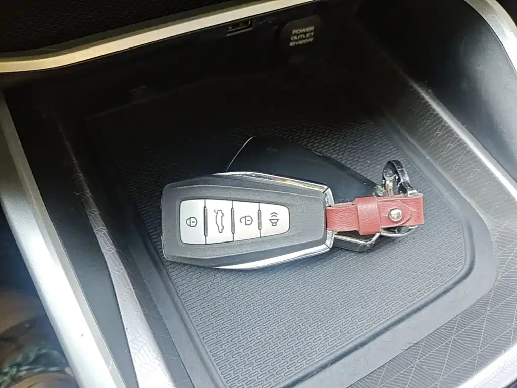 Geely Emgrand — миниатюра 9