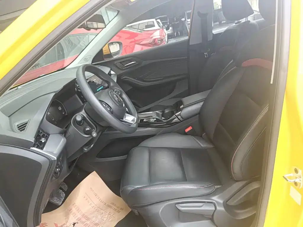 MG MG5 — миниатюра 15