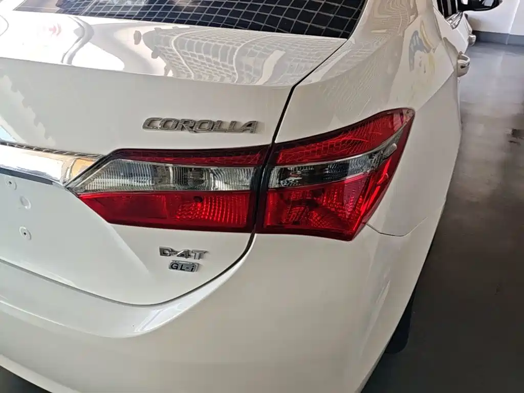 Toyota Corolla — миниатюра 8