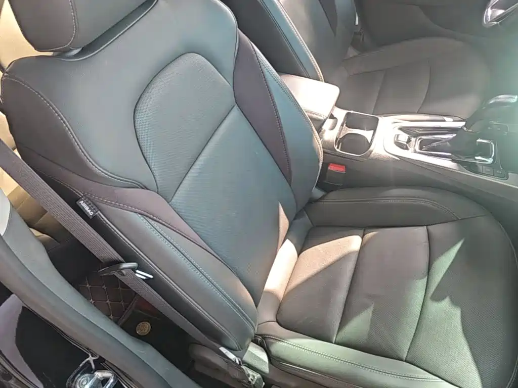 Chevrolet Malibu — миниатюра 25