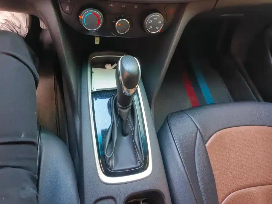 Chevrolet Cavalier — миниатюра 16