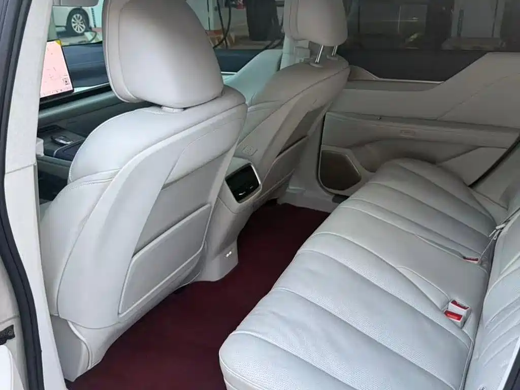 Buick Electra L7 — миниатюра 5
