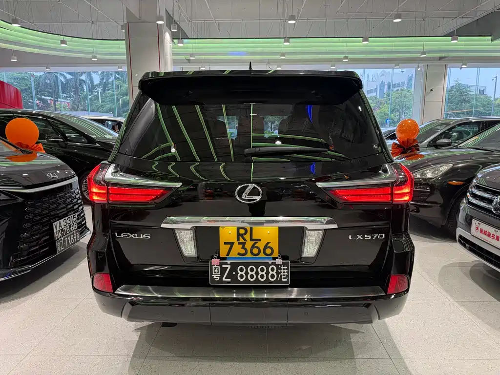 Lexus LX 2026 570