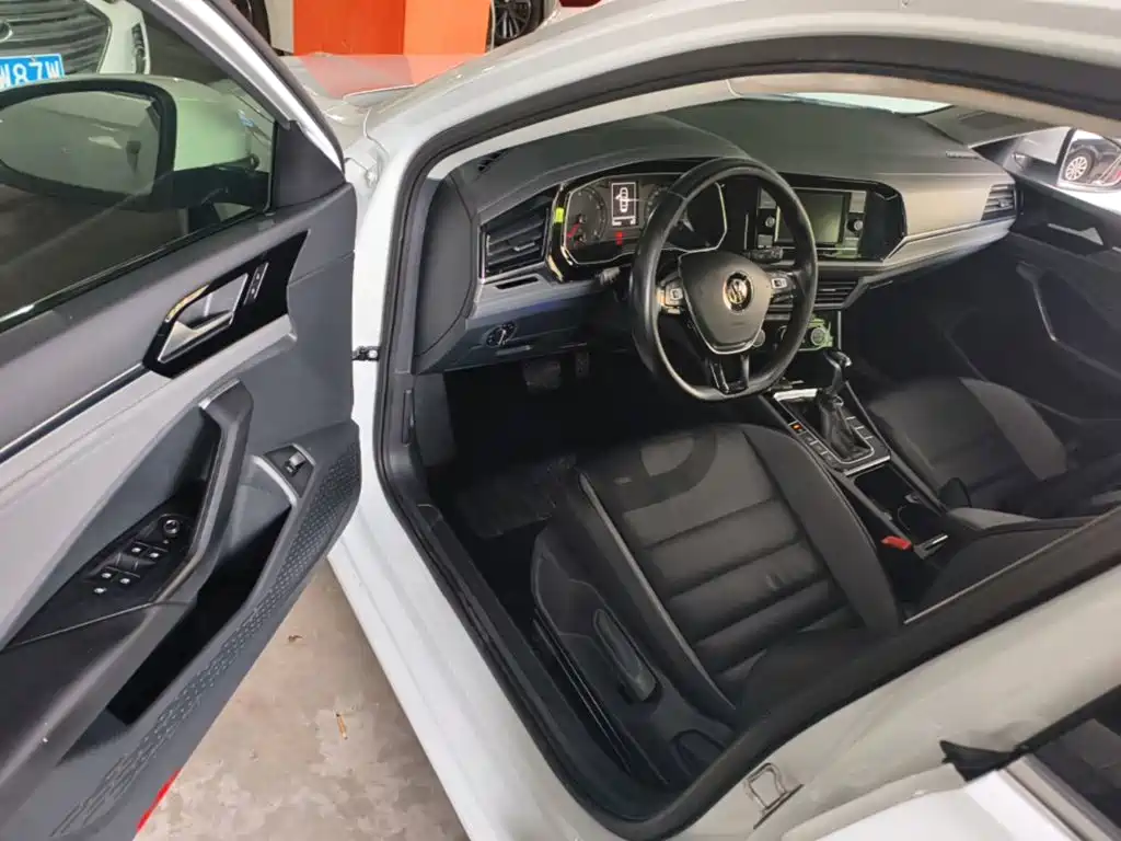 Volkswagen Sagitar — миниатюра 16
