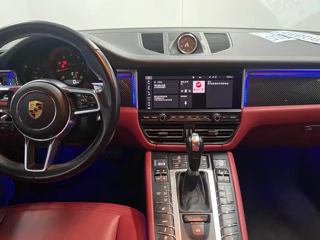 Porsche Macan — миниатюра 6