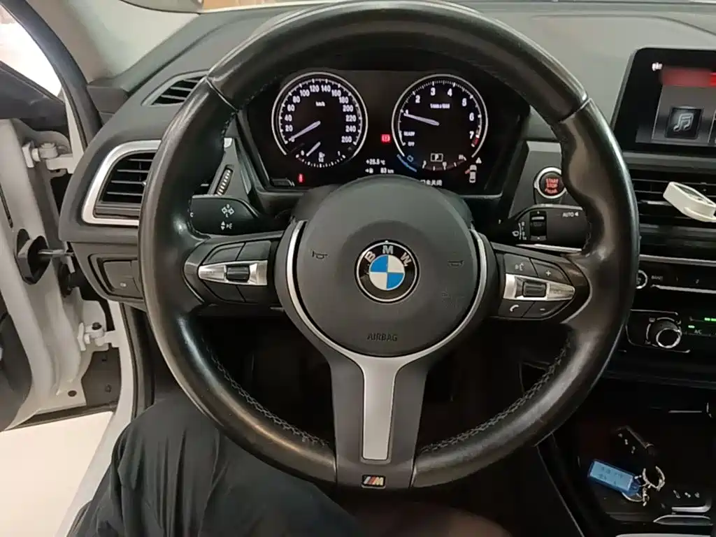 BMW 1 Series — миниатюра 11