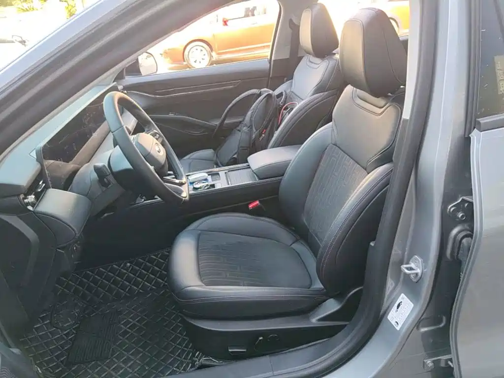 Ford Mondeo — миниатюра 15