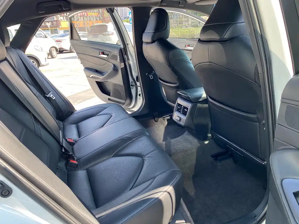 Toyota Avalon — миниатюра 36