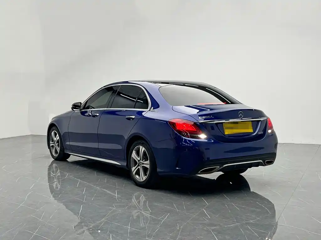Mercedes-Benz C-Class — миниатюра 4